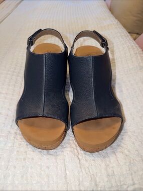 Boutique Corkys Carley Navy Open-Toe Slingback Wedge Sandals EUC size 8